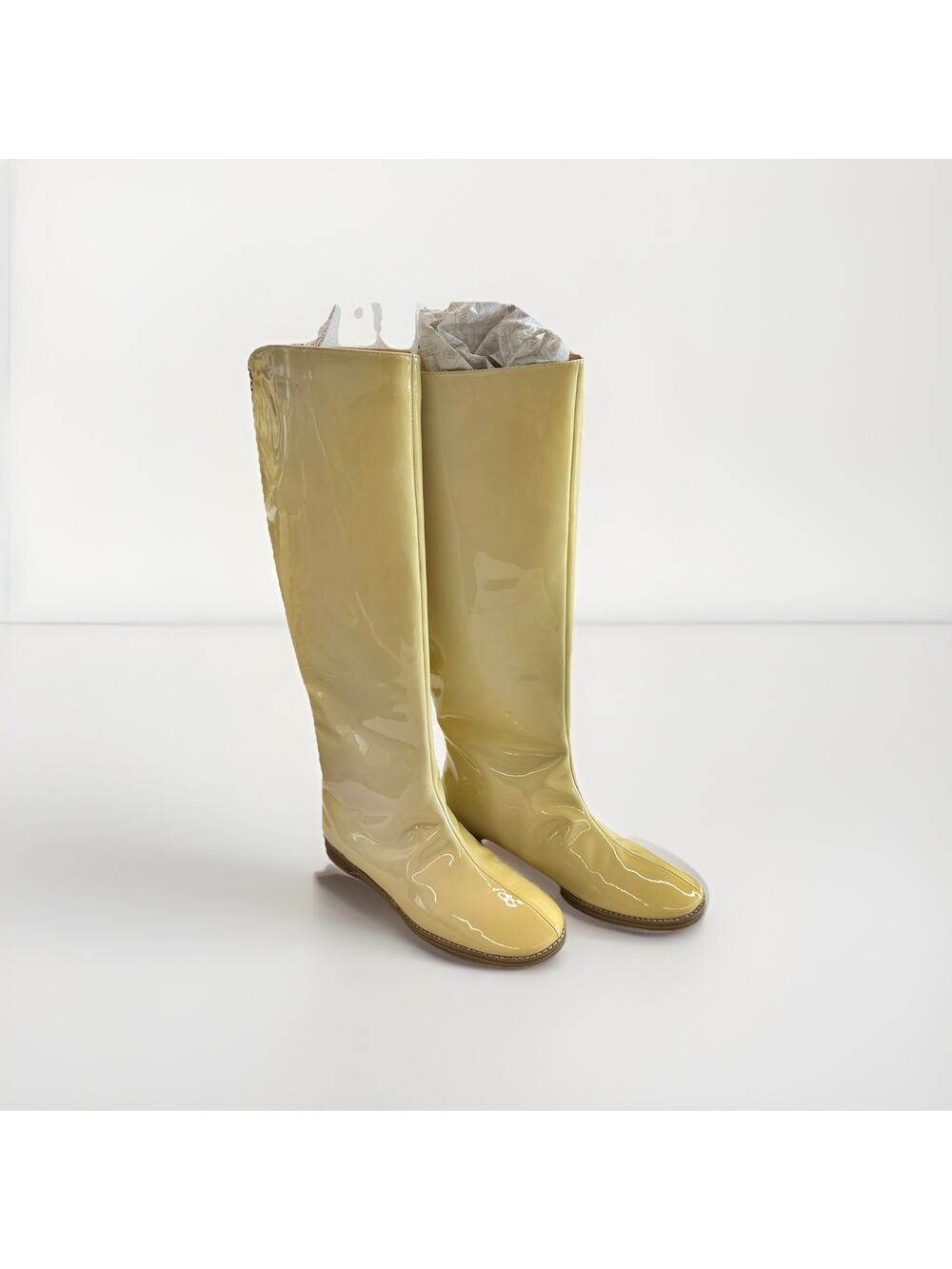 Oh...DEER! Ice Princess Vintage Boots Knee High Yellow Patent Ombre Tint EUC
